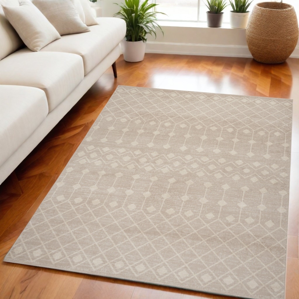 Meha Makoy Power Loomed Area Rug By HomeRoots