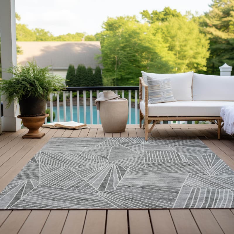 Machine Washable Indoor/ Outdoor Chantille Modern Mosaic Rug