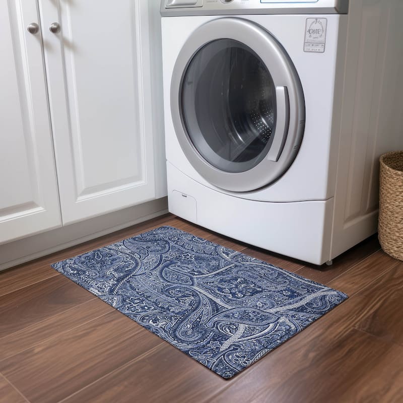 Machine Washable Indoor/ Outdoor Chantille Traditional Paisley Rug - Navy - 1'8" x 2'6"