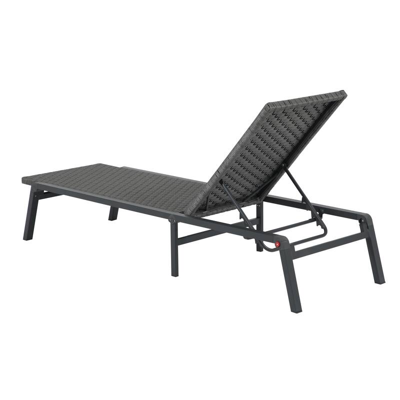 Outdoor Wicker Chaise Lounge Foldable Recliner
