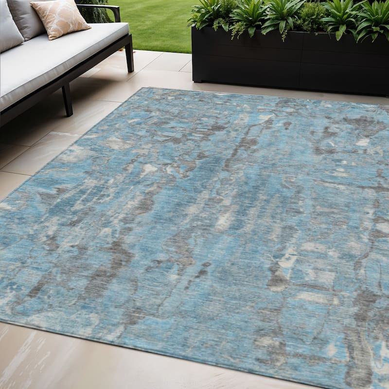 HomeRoots Abstract Transitional Rectangle Outdoor Rug - 5' X 8'