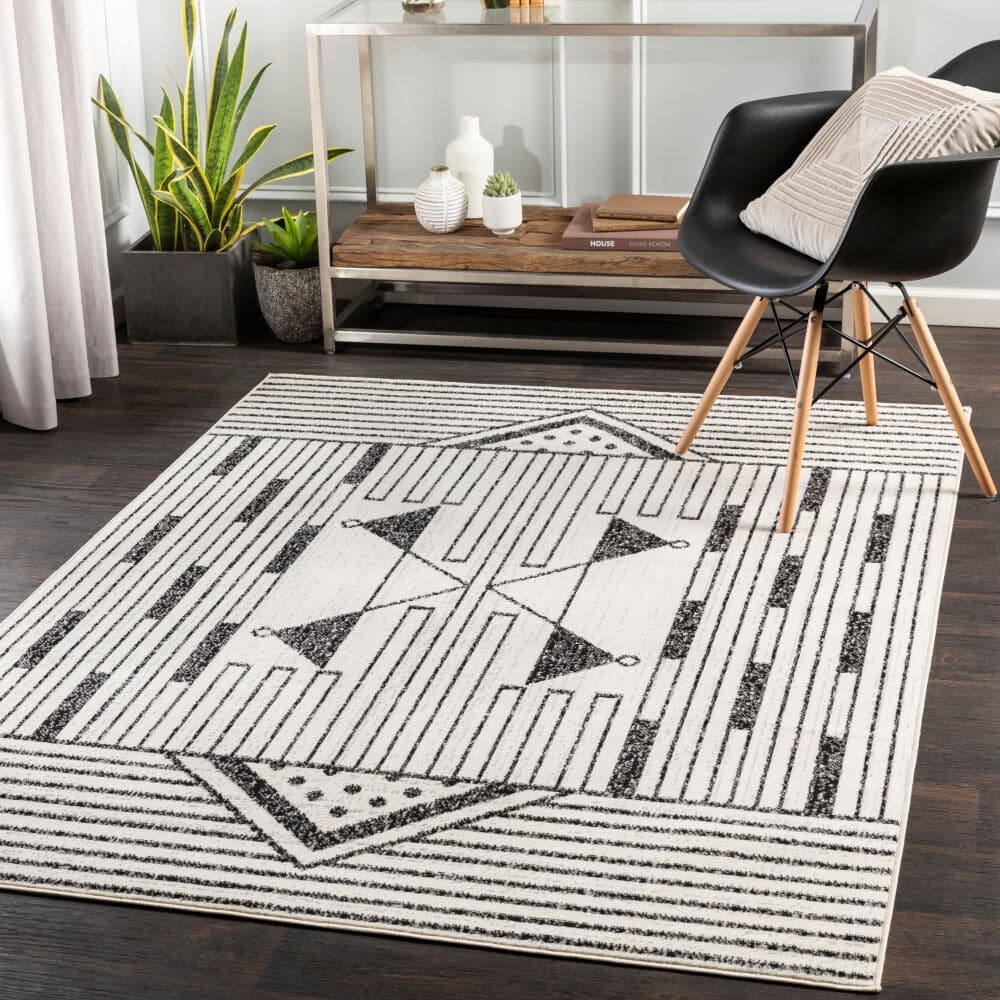 Livabliss Karamo Moroccan Trellis Area Rug
