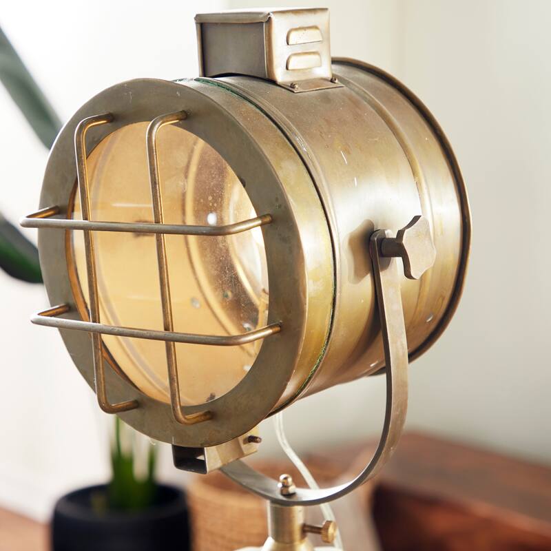 Old Fashioned Studio Light Lamp
