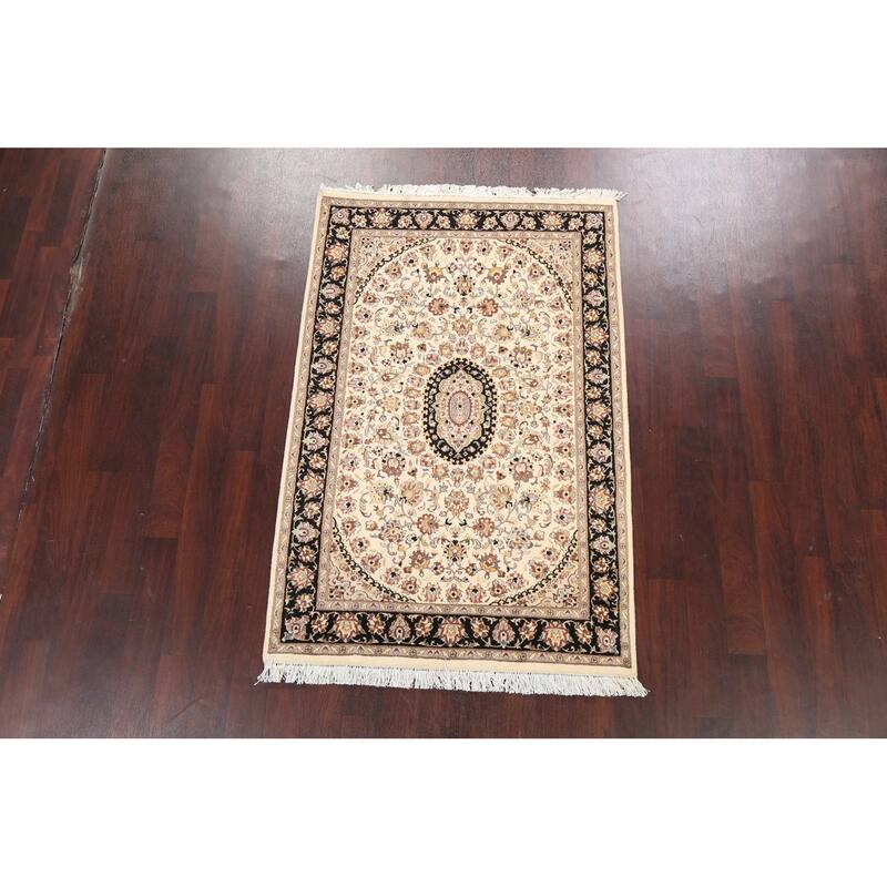 Wool/ Silk Vegetable Dye Floral Oriental Tabriz Area Rug Hand-knotted - 4'0" x 6'2"
