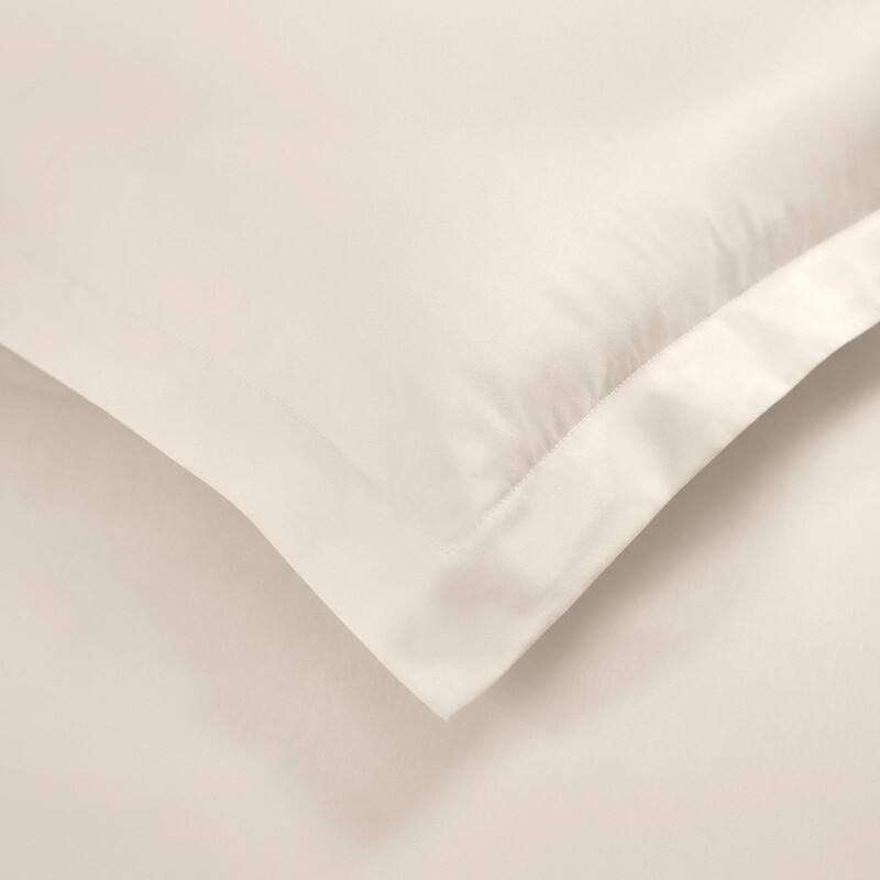 Superior 700 Thread Count Solid 3 Piece 100-percent Egyptian Cotton Duvet Cover Set