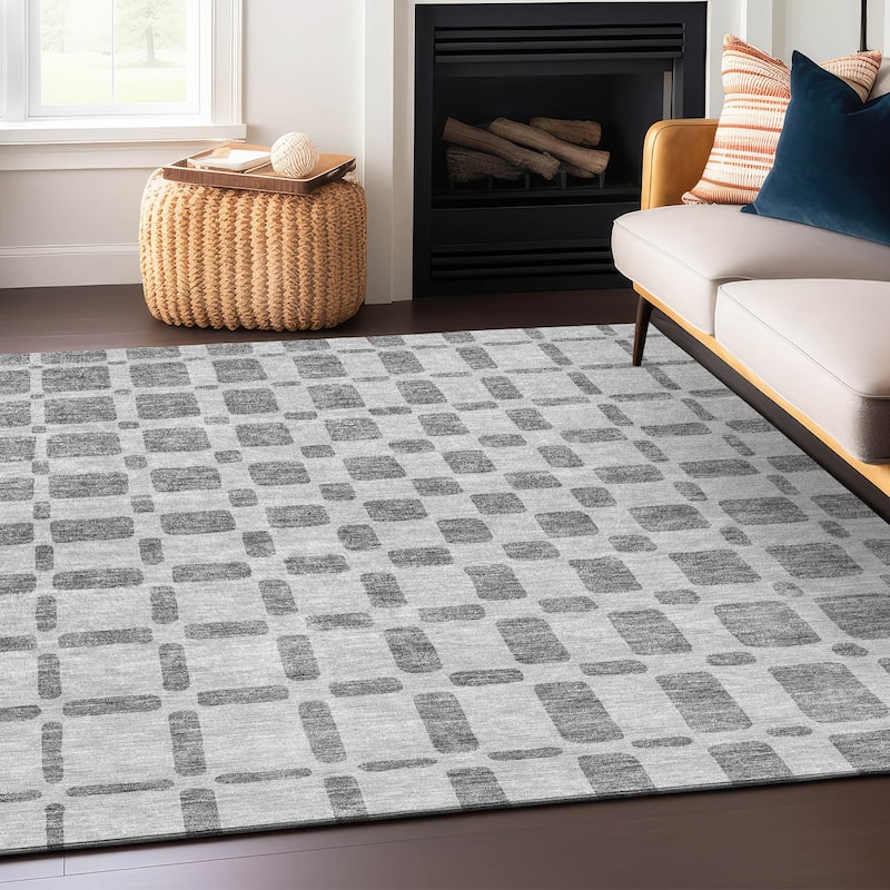 Machine Washable Indoor/ Outdoor Chantille Contemporary Geo Rug
