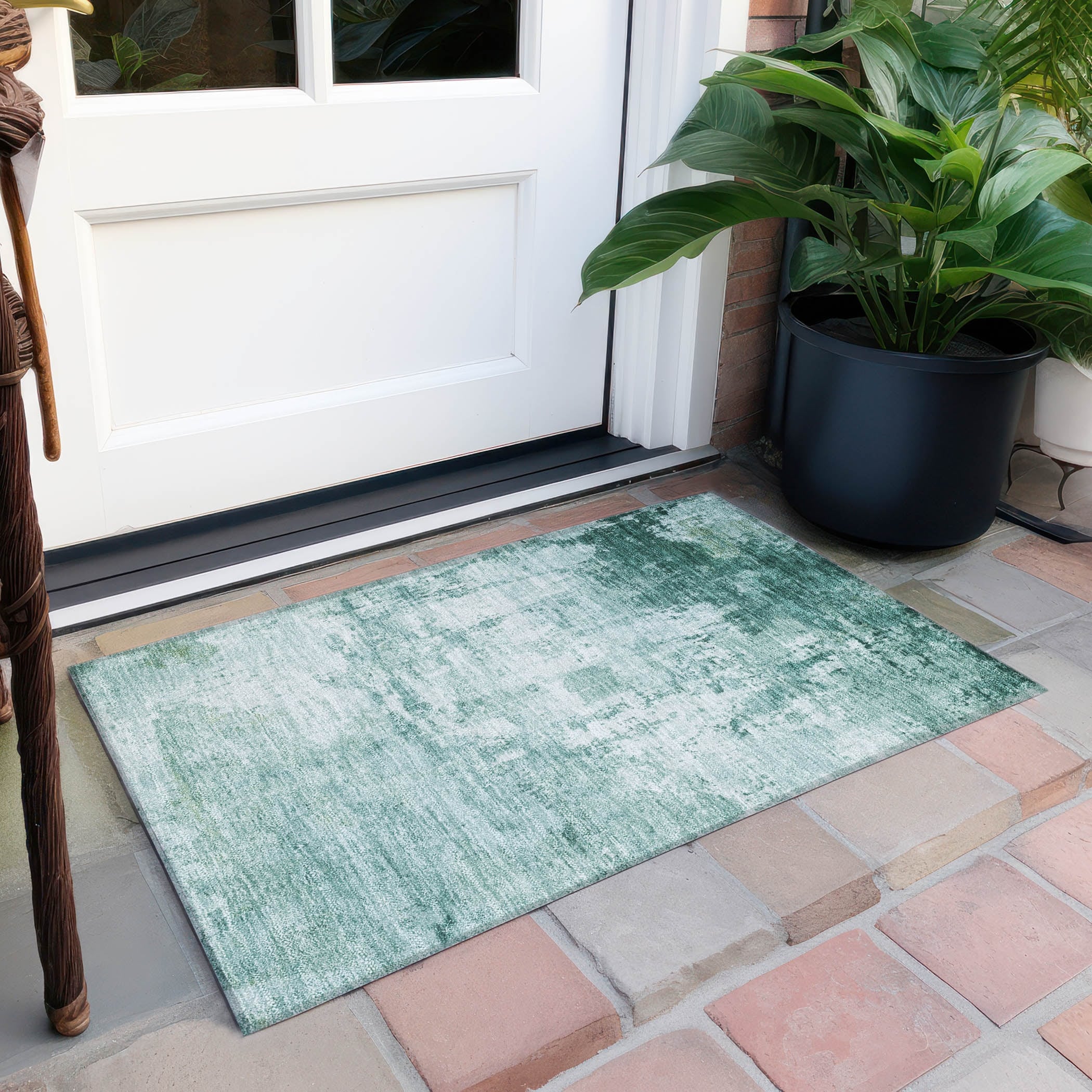 Machine Washable Indoor/ Outdoor Abstract Modern Chantille Rug