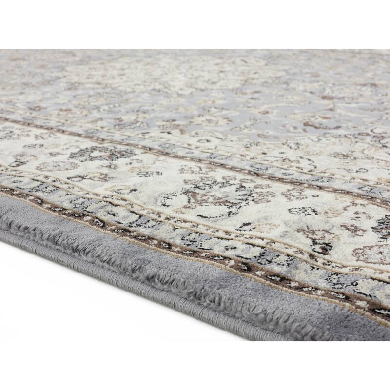 Vaso Collection Traditional Polypropylene Area Rug