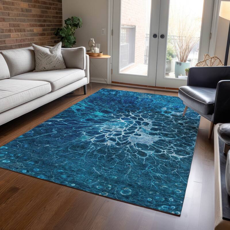 Machine Washable Indoor/ Outdoor Chantille Modern Floral Rug - Navy - 5' x 7'6"