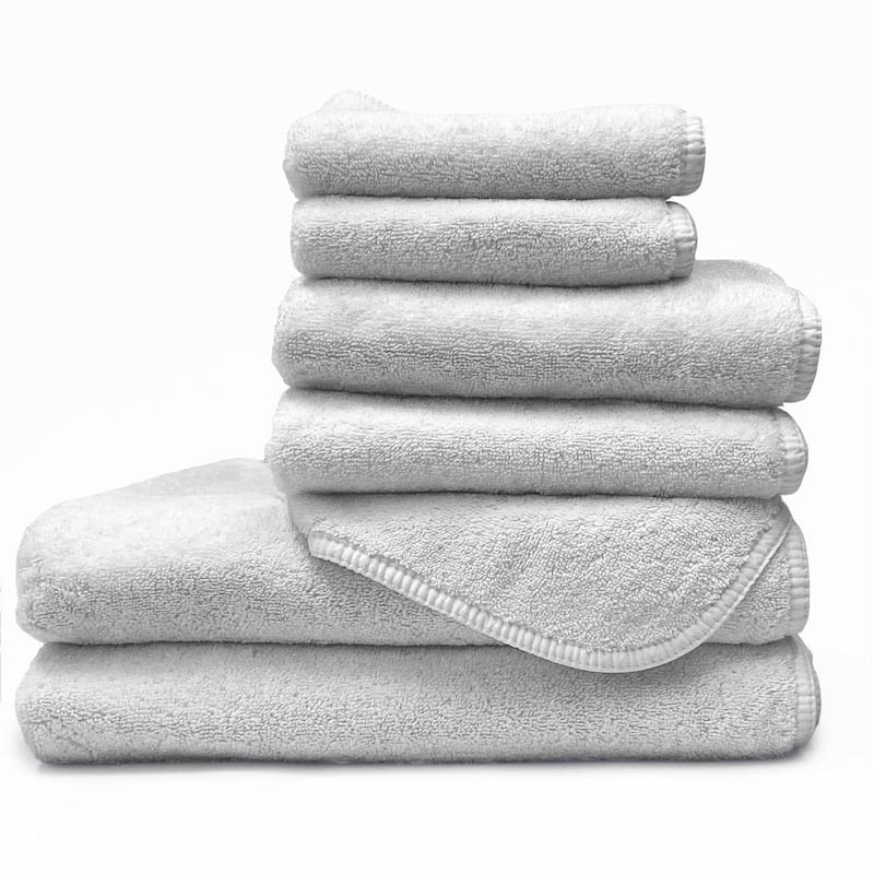 Jennifer Adams Lago Bath Towel - XL Bath Towel - Heather Gray
