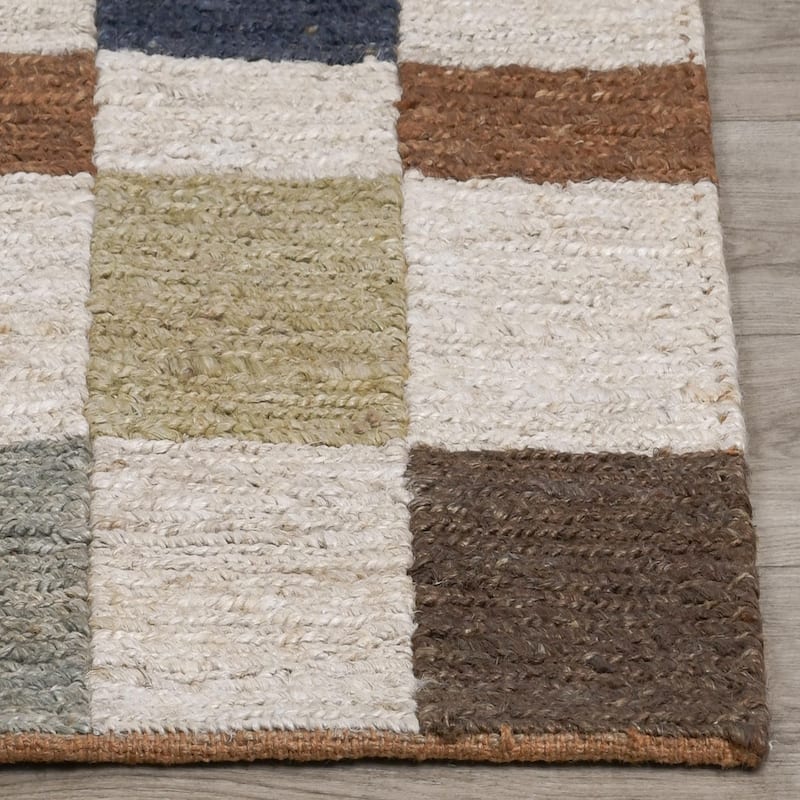Villa by Classic Home Soumak Handwoven Jute Checkered Rug
