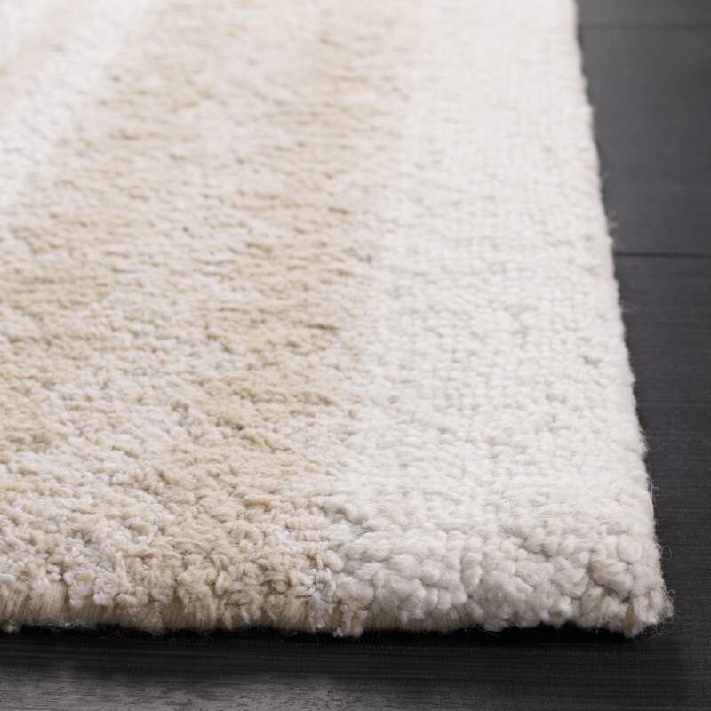 SAFAVIEH Handmade Capri Mirna Modern Wool Rug