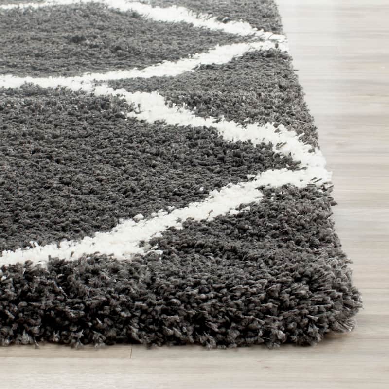 SAFAVIEH Belize Shag Erlgard Rug