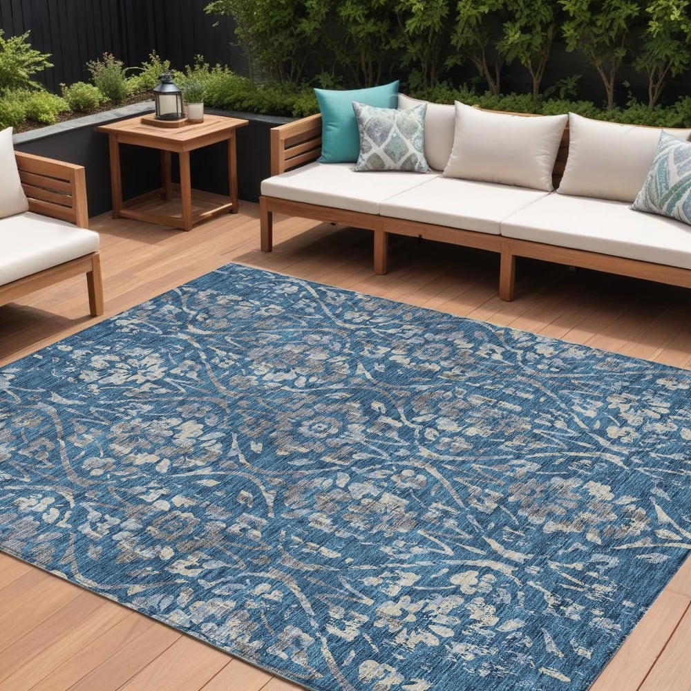 HomeRoots Floral Transitional Rectangle Outdoor Rug