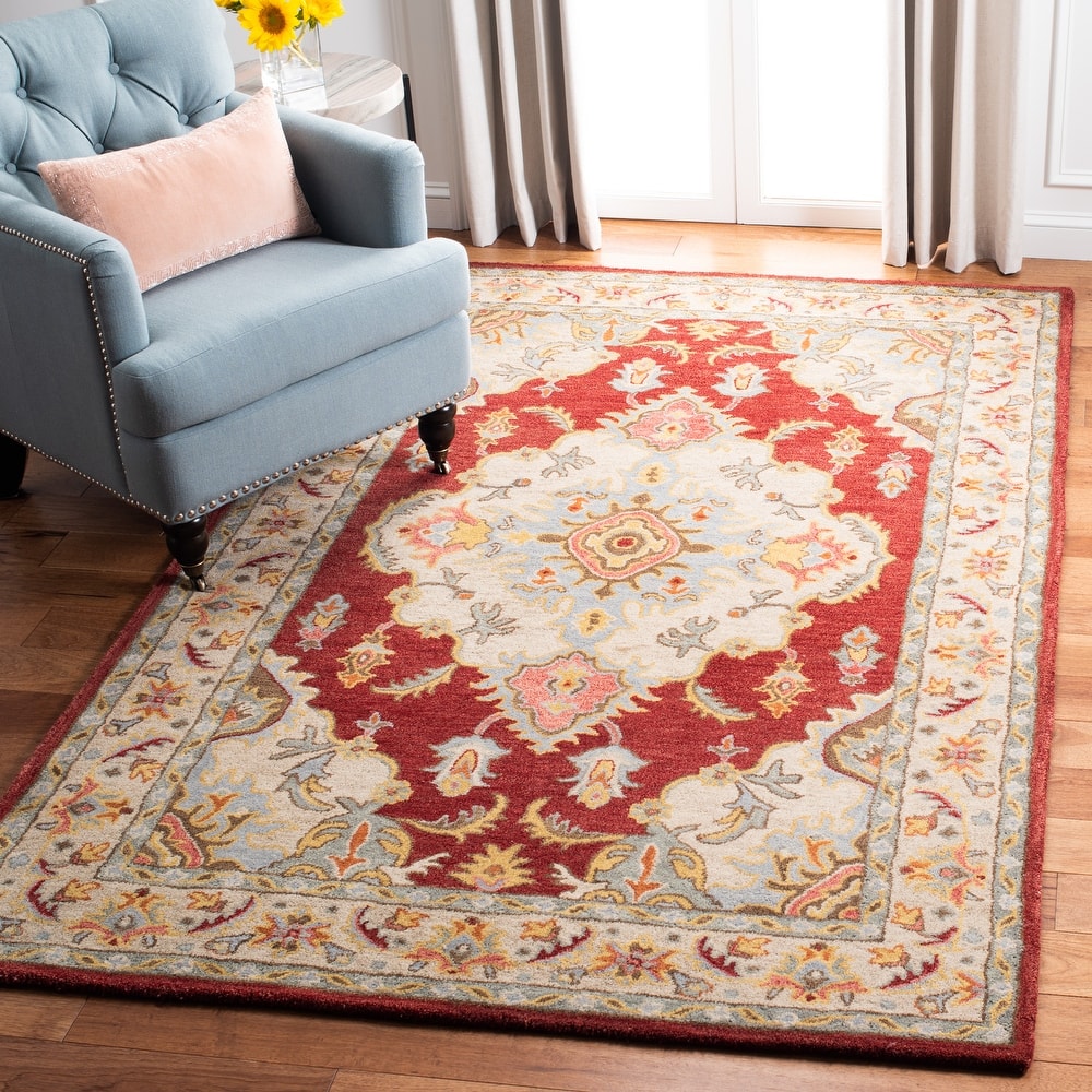 SAFAVIEH Handmade Antiquity Hillie Traditional Wool Rug