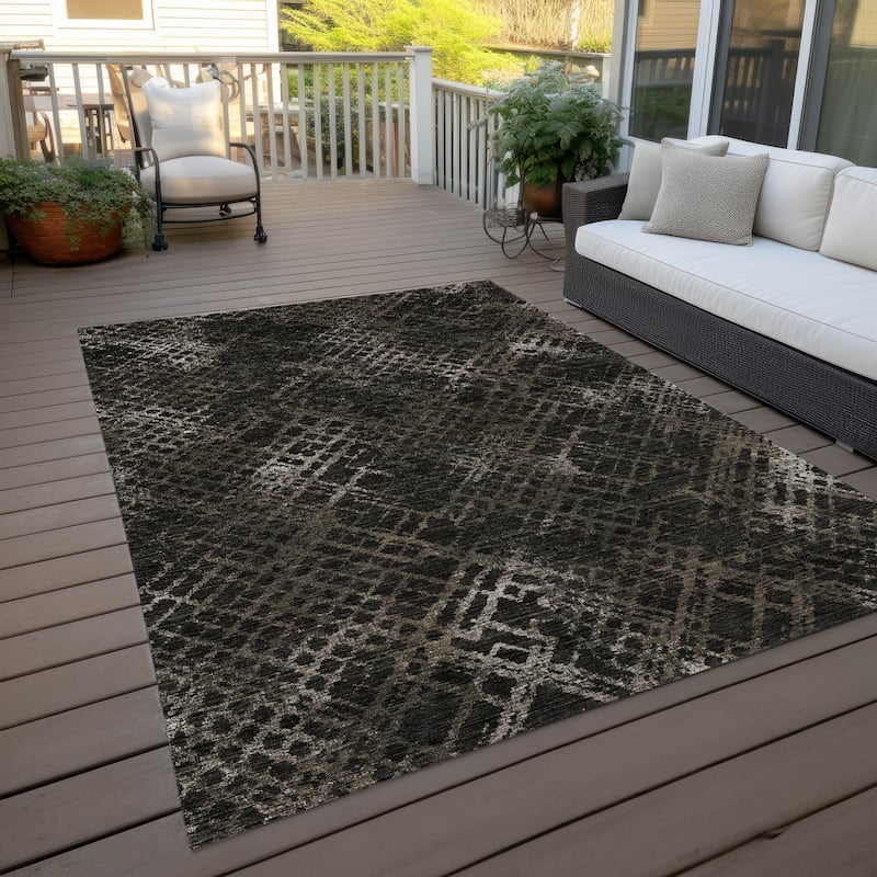 Machine Washable Indoor/ Outdoor Chantille Vintage Trellis Rug