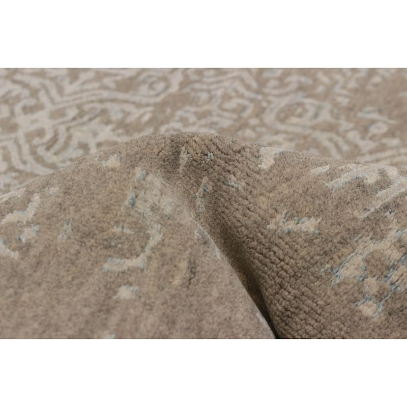 ECARPETGALLERY Hand-knotted Heritage Taupe Viscose, Wool Rug - 7'9 x 10'0