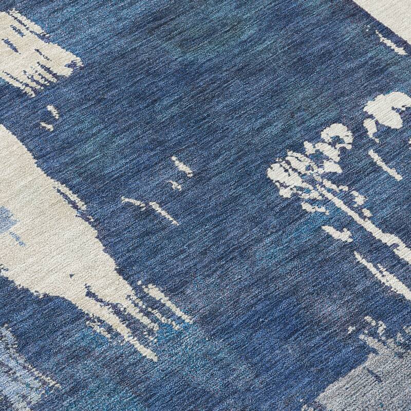 Machine Washable Indoor/ Outdoor Contemporary Fusion Chantille Rug