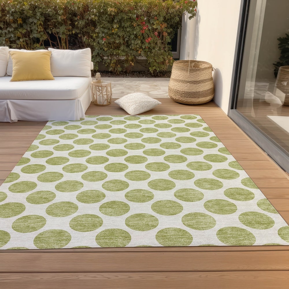 Machine Washable Indoor/ Outdoor Polka Dots Chantille Rug