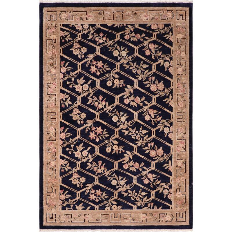 Hexagonal Trellis Floral Hand-Knotted Wool Area Rug - 6'1'' x 9'3''