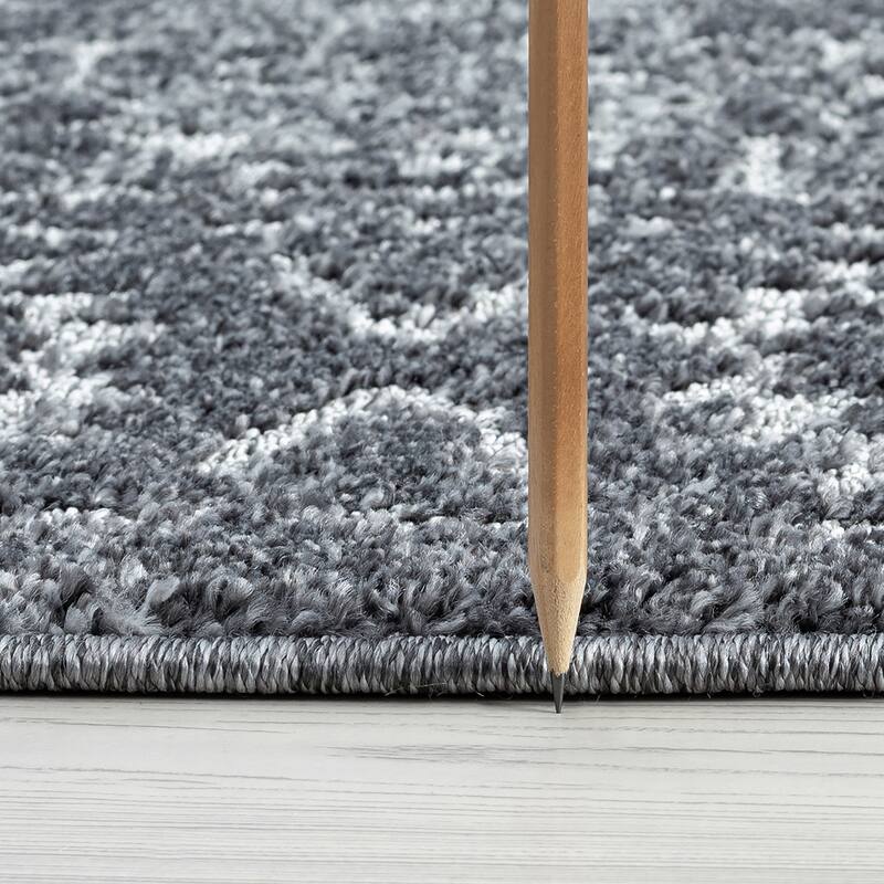 Mayson Traditional Oriental Indoor Area Rug