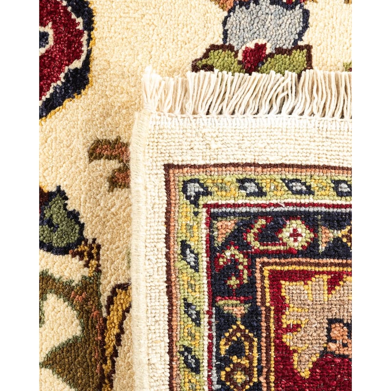 Overton Handknotted Wool Contemporary Floral Ivory Area Rug - 6' x 9'