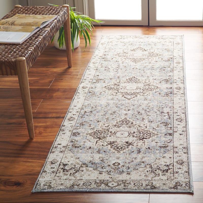SAFAVIEH Antique Magi Raluca Traditional Rug