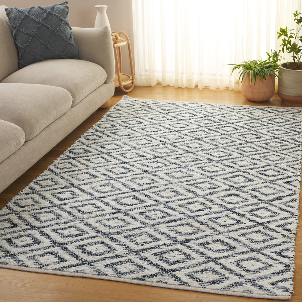 SAFAVIEH Handmade Natura Shaindel Transitional Denim Rug
