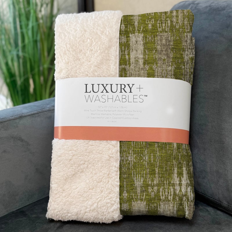 Premium Machine Washable Modern Moroccan Sherpa Throw Blanket