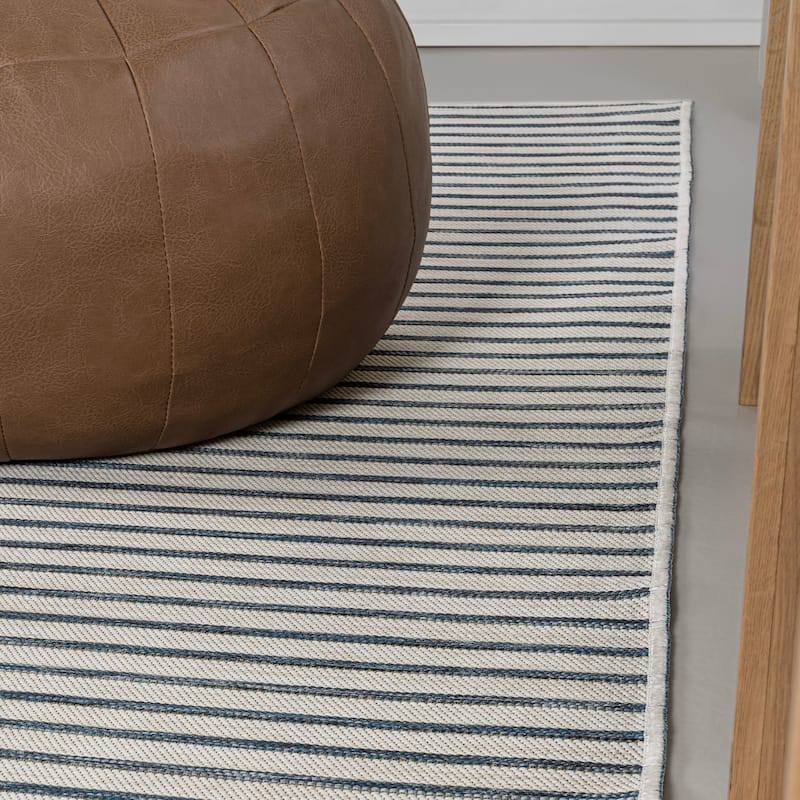 JONATHAN Y Reversible Pollux Classic Coastal Pinstripe Machine-Washable Navy/Cream Indoor/Outdoor Area Rug