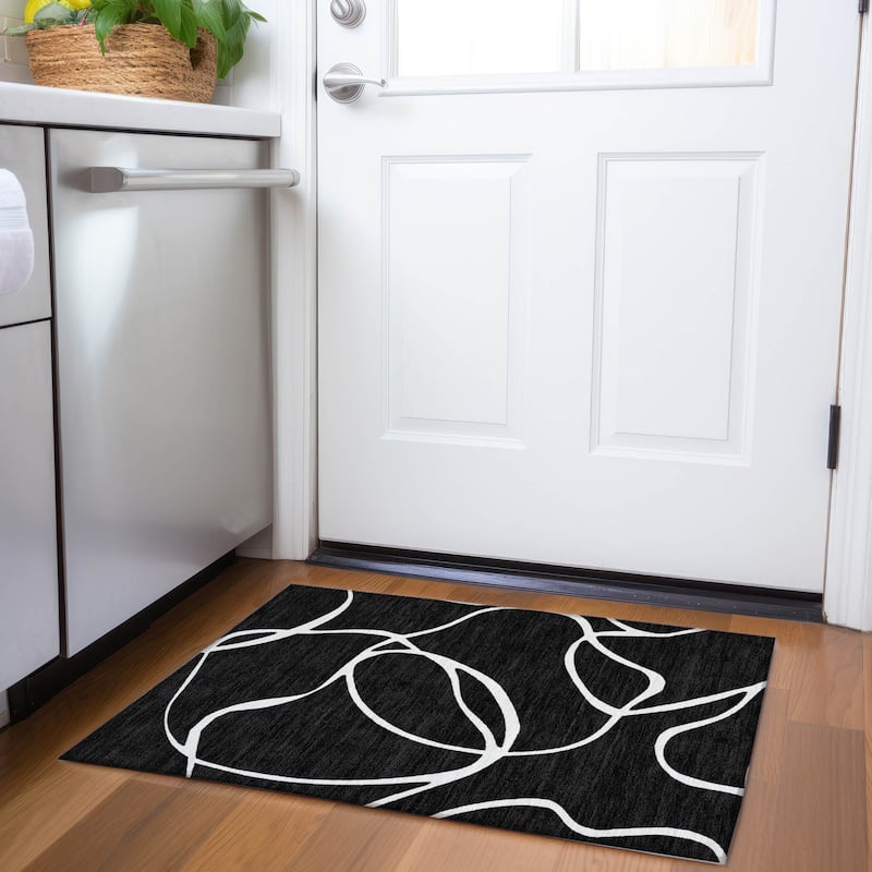 Premium Washable Super Soft Abstract Dash Mayfield Rug - Black - 1'8" x 2'6"