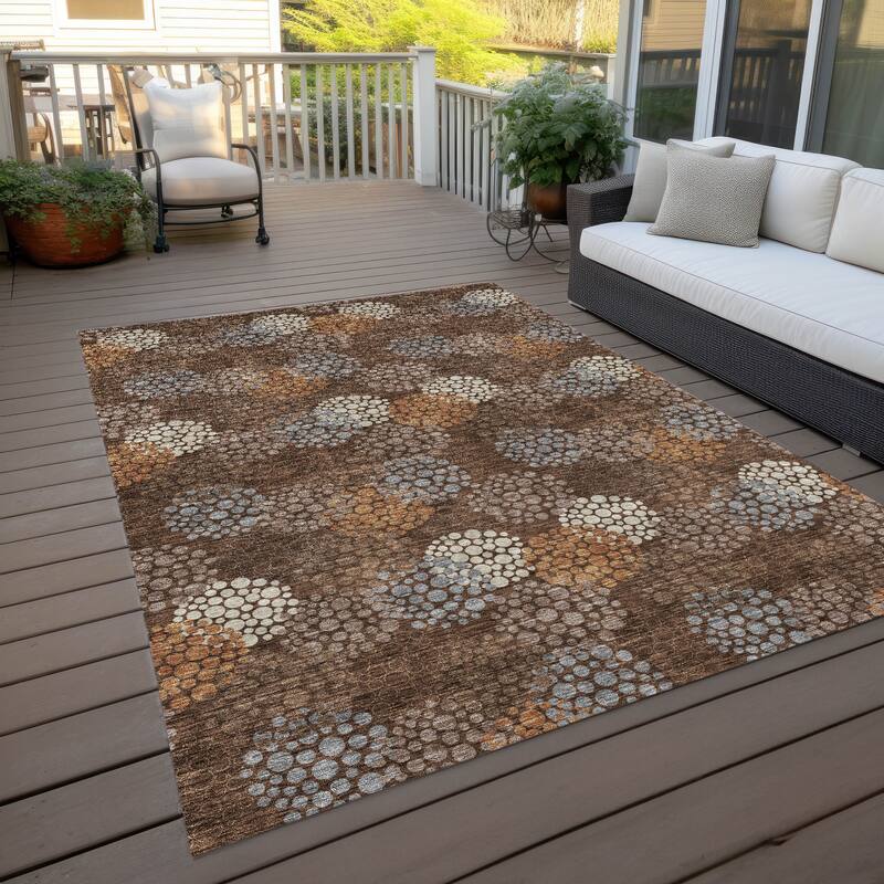 Machine Washable Indoor/ Outdoor Chantille Modern Bubbles Rug