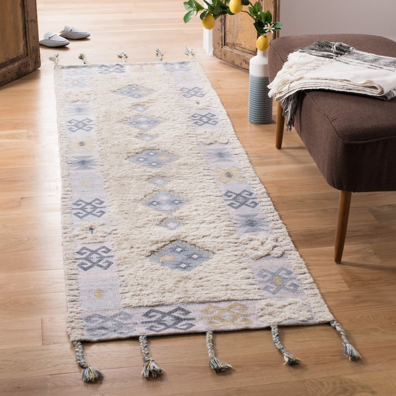 SAFAVIEH Handmade Saffron Kaylynn Modern Tribal Cotton Rug