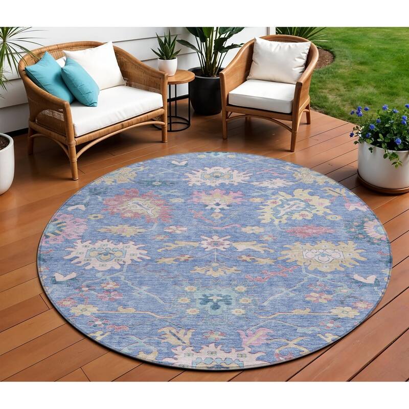 HomeRoots Floral Transitional Rectangle Outdoor Rug - 8' Round