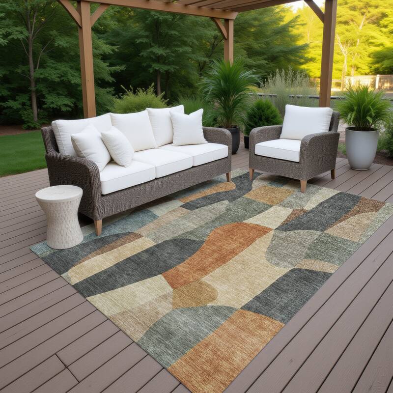 Machine Washable Indoor/ Outdoor Contemporary Layers Chantille Rug