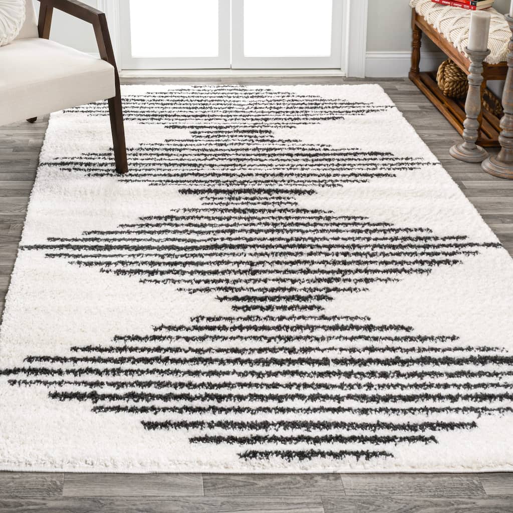 JONATHAN Y Arenal Diamond Stripe Geometric Shag Area Rug