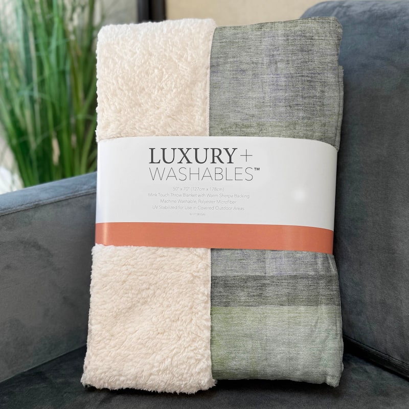Premium Machine Washable Modern Ombre Sherpa Throw Blanket