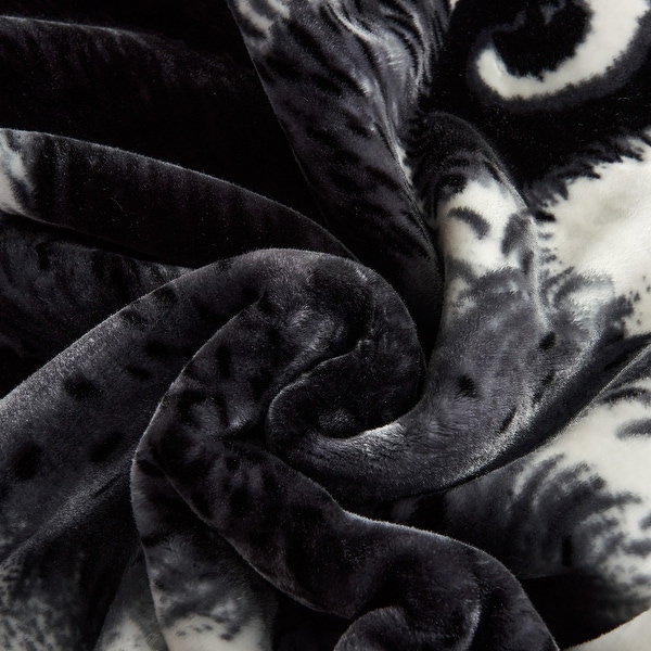 Wolf Printed Winter Heavy Blanket 10lbs Plush Korean Style Blanket