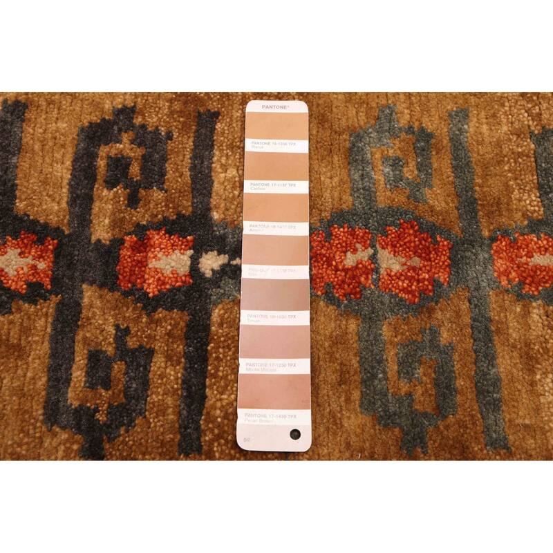 ECARPETGALLERY Hand-knotted Opulence Light Brown Wool Rug - 2'11 x 4'11