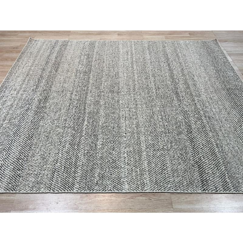 Hand-Tufted Wool Modern Tufted Stripes Rug, 8' x 10', Blue Area Rug, Luxurious Soft Texture for Home Interiors - L