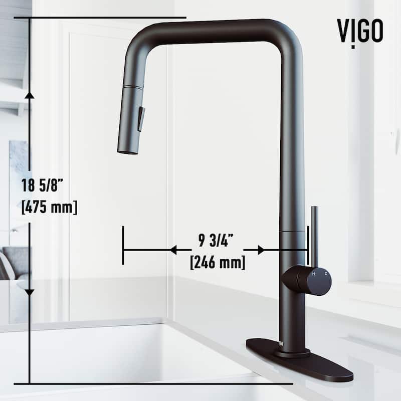VIGO Parsons 18" H Single Handle Pull-Down Sprayer Kitchen Faucet