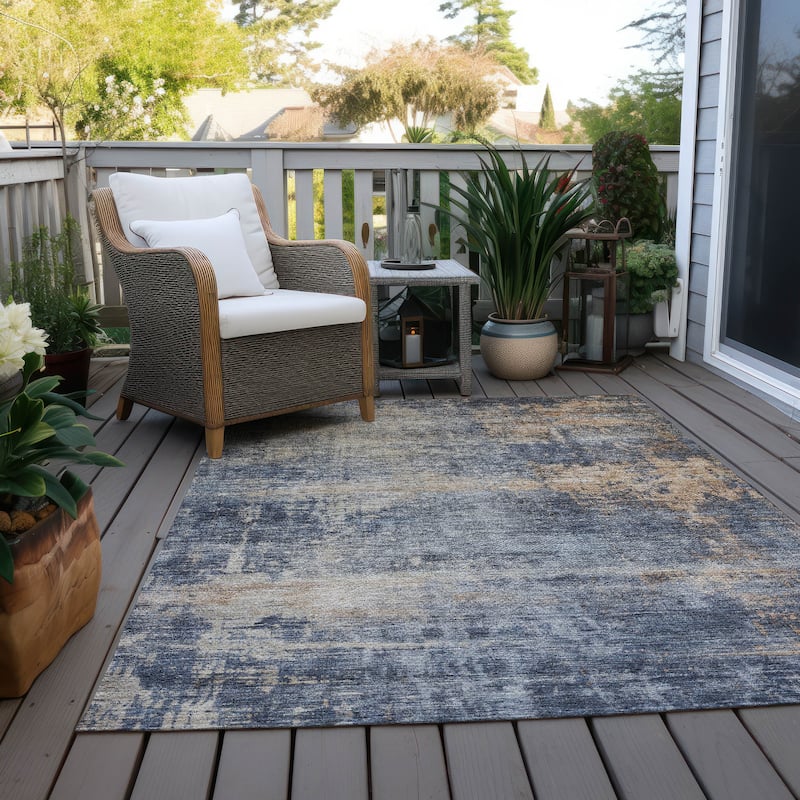 Machine Washable Indoor/ Outdoor Abstract Contemporary Chantille Rug