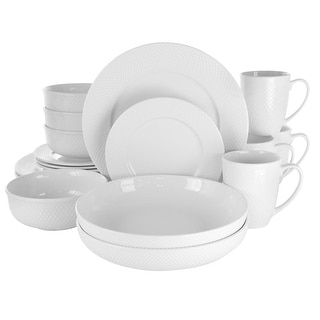 Diamond Edge Round Dinnerware 18 Piece Set in Daisy