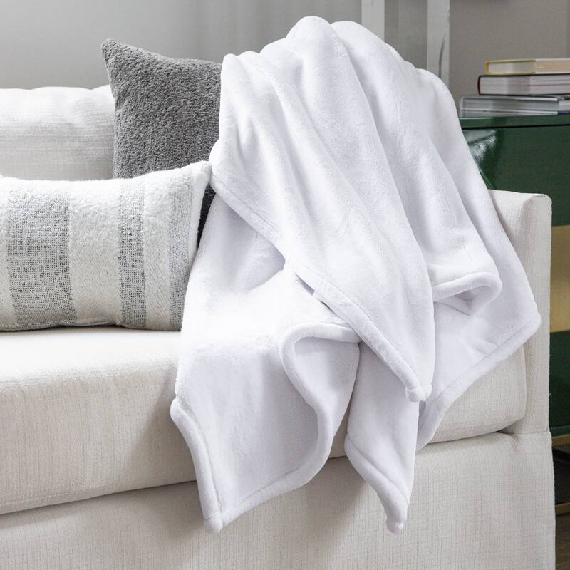 Jennifer Adams Cloud Ultra-Plush Throw - White