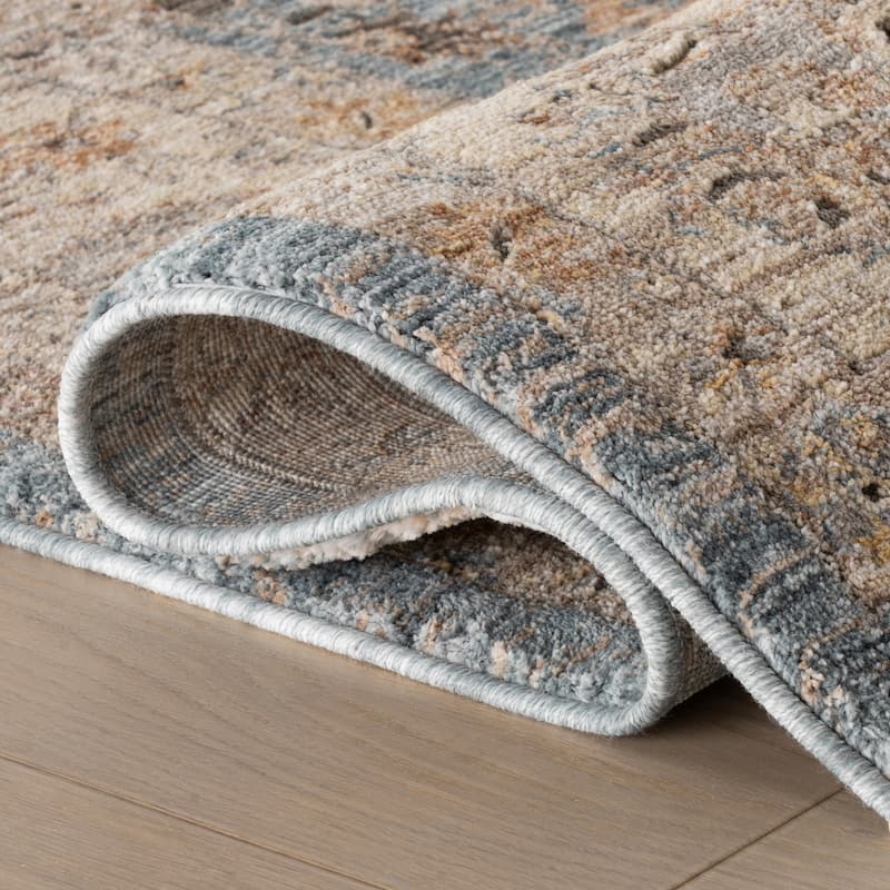 Nuloom Zerivah Traditional Vintage Floral Area Rug