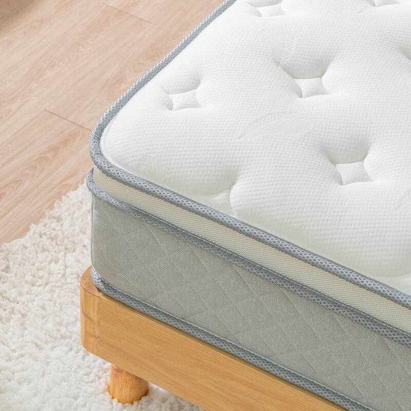 Breathable Memory Foam & Spring Mattress - Medium Firm - CertiPUR Certified