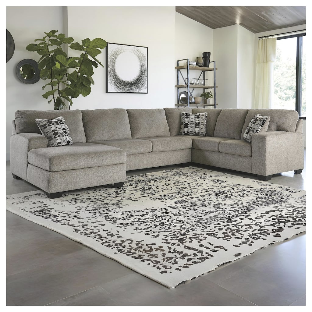 Ballinasloe 3-Piece Sectional with Left Facing Chaise - Platinum