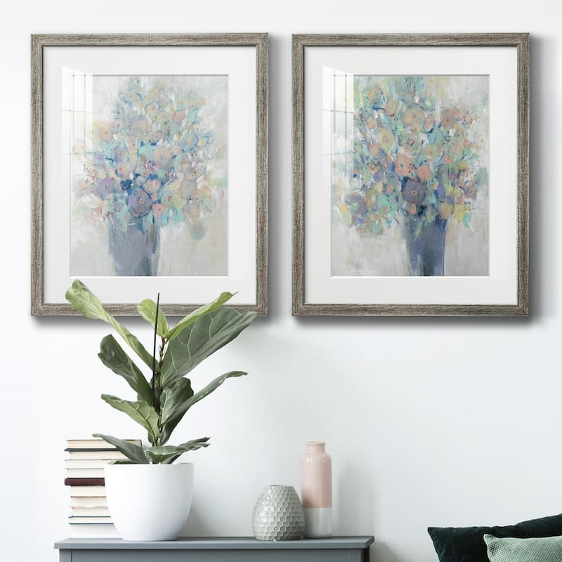 Bouquet I Premium Framed Print - Ready to Hang