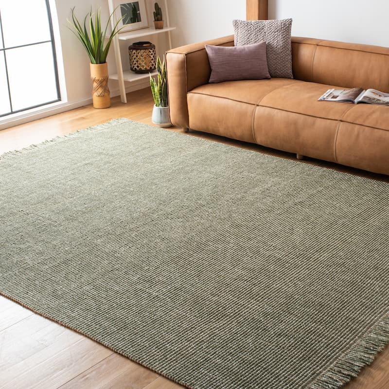 SAFAVIEH Handmade Natural Fiber Reneta Jute Fringe Rug - 10' x 14' - Green/Natural