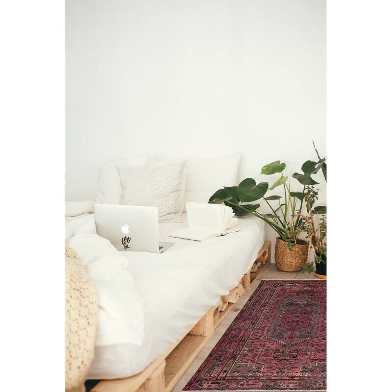 ECARPETGALLERY Hand-knotted Antalya Vintage Pink Wool Rug - 4'0 x 6'10